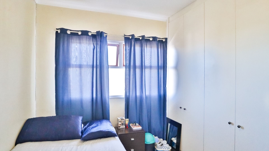 To Let 2 Bedroom Property for Rent in Claremont Western Cape